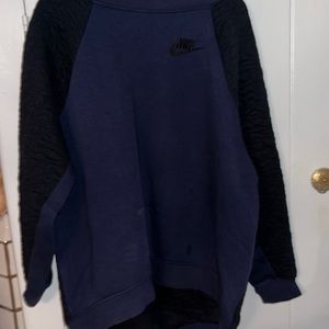 Women’s Nike Navy and Black Sweatshirt EUC XL